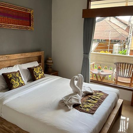 Yastra Yana Homestay Ubud Exteriör bild